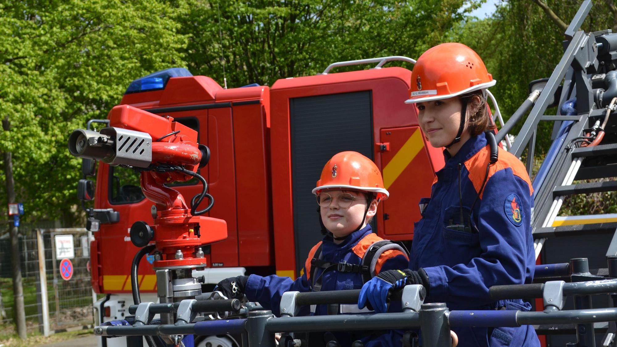 Auch der Leiterwagen kam zum Einsatz.