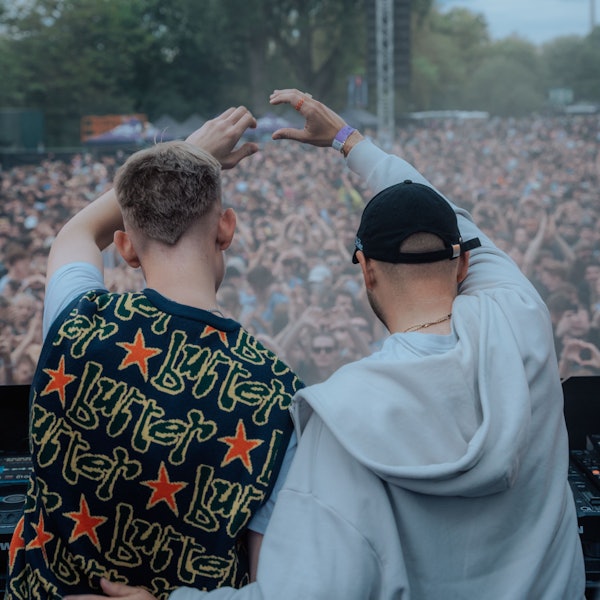 DJ Heartstring bei seinem Auftritt bei den Poller Wiesen.