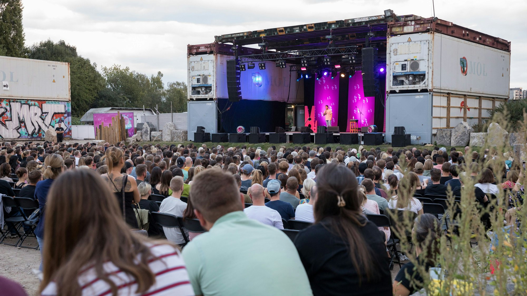 Veranstaltung an der Südbrücke in Poll.