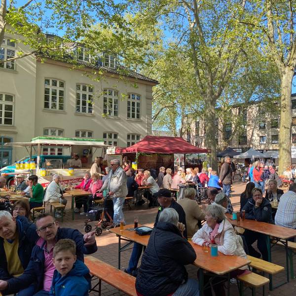 Auf dem Bild ist der Schlemmermarkt zu sehen.