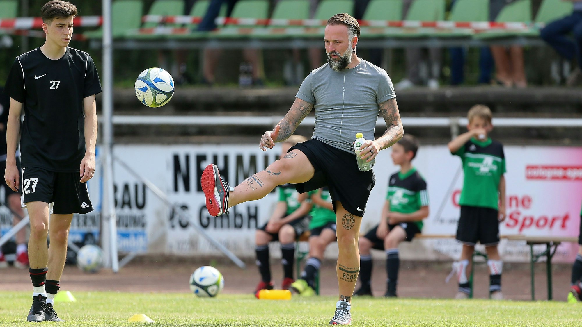 SpVg Porz vs. FC Viktoria Köln, Testspiel, Sportanlage Brucknerstraße Porz, Trainer Jonas Wendt (SpVg Porz), 26.06.2021, Bild: Herbert Bucco