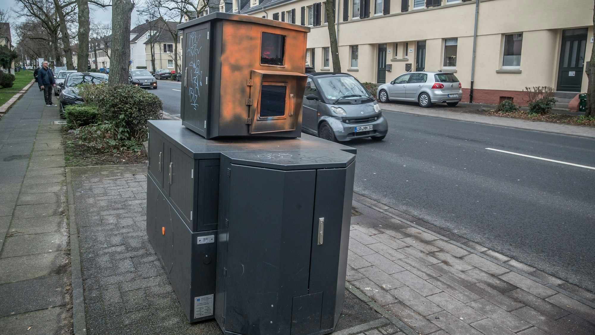 Mobile Geschwindigkeitsmessanlage an der Rathenaustraße.