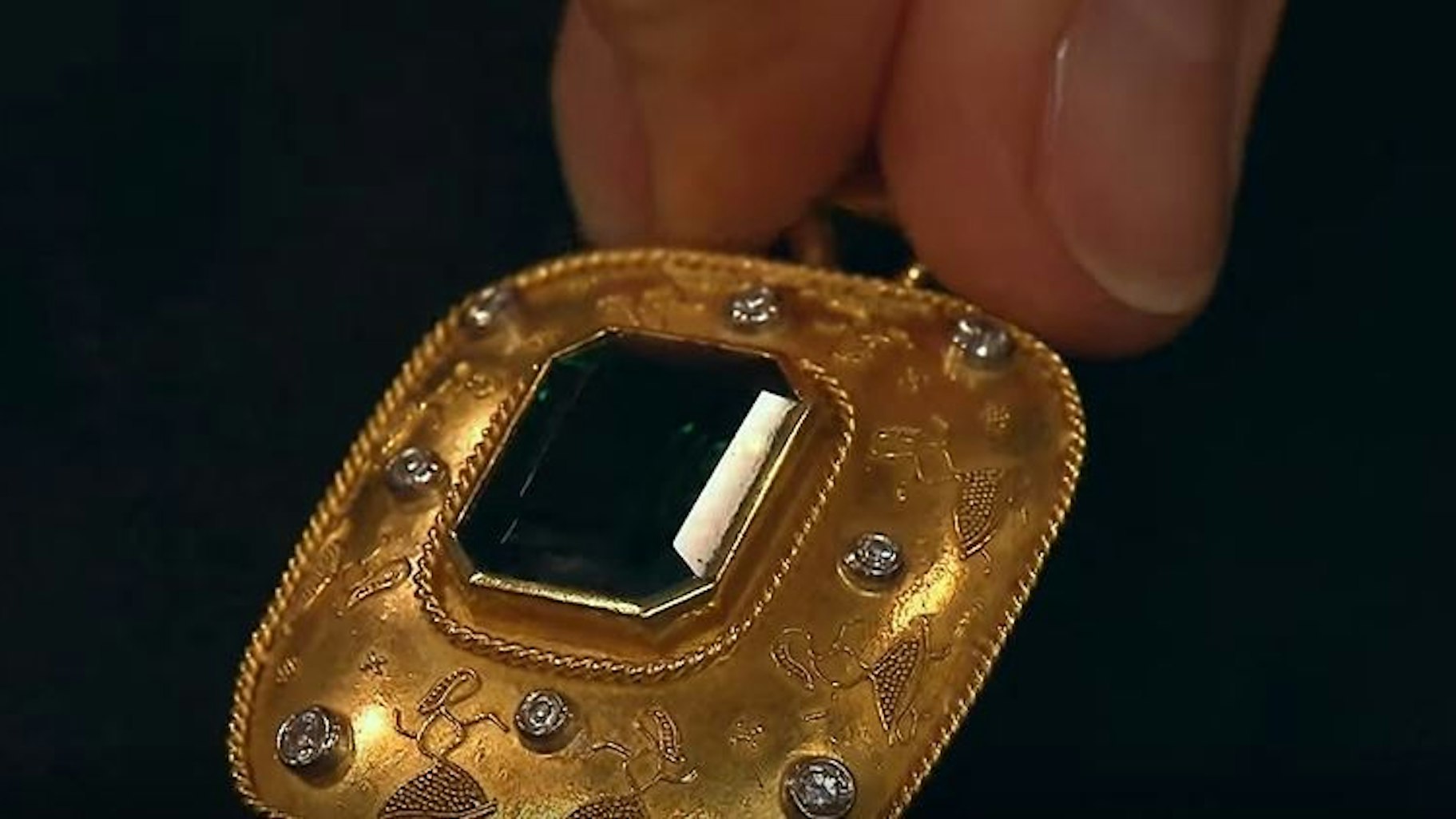 Der wertvolle Anhänger bei Bares für Rares.