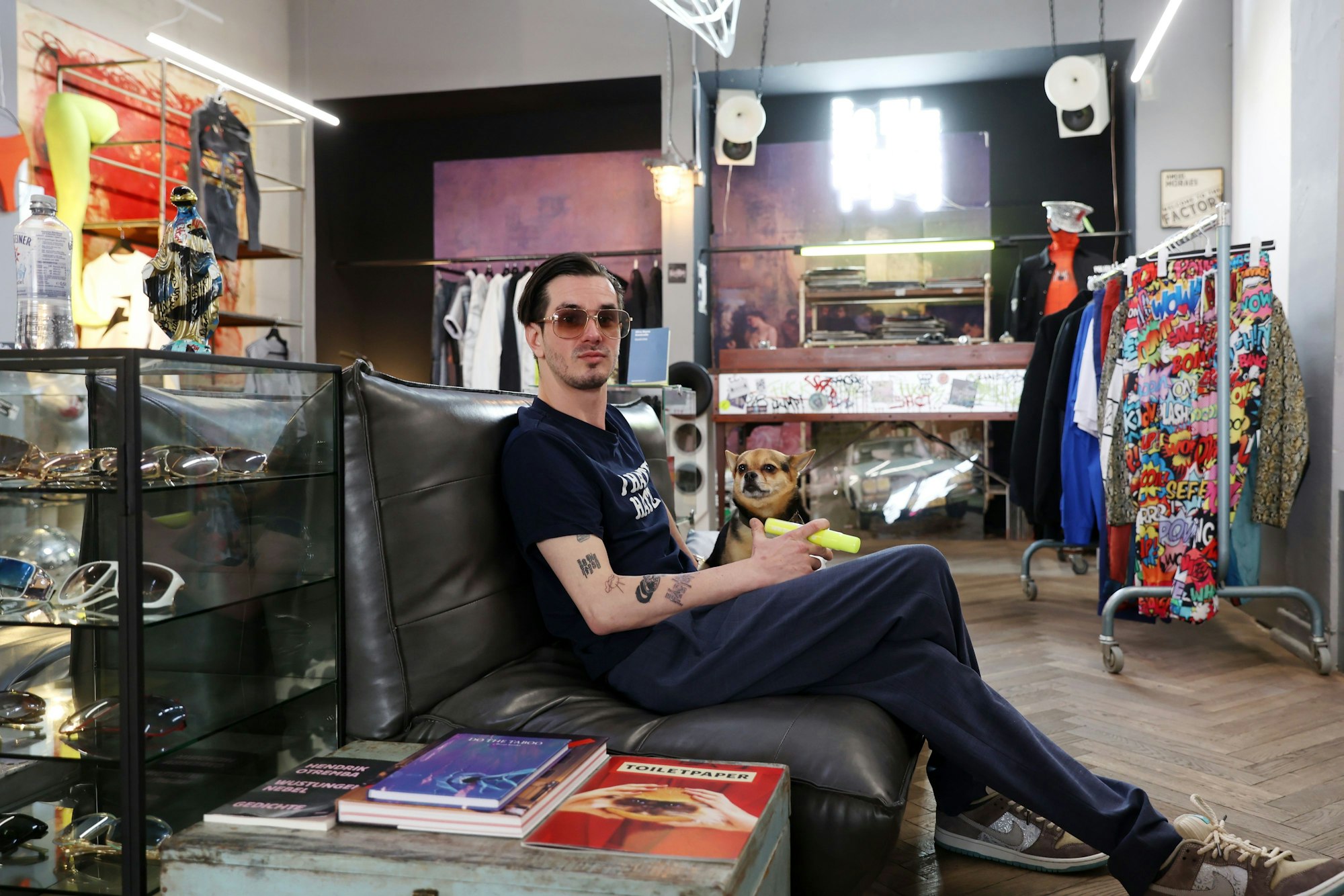 In der hinteren Hälfte des Shops bietet Bryan Kessler Designer-Mode, außerdem wird es Musikveranstaltungen und Lesungen geben.