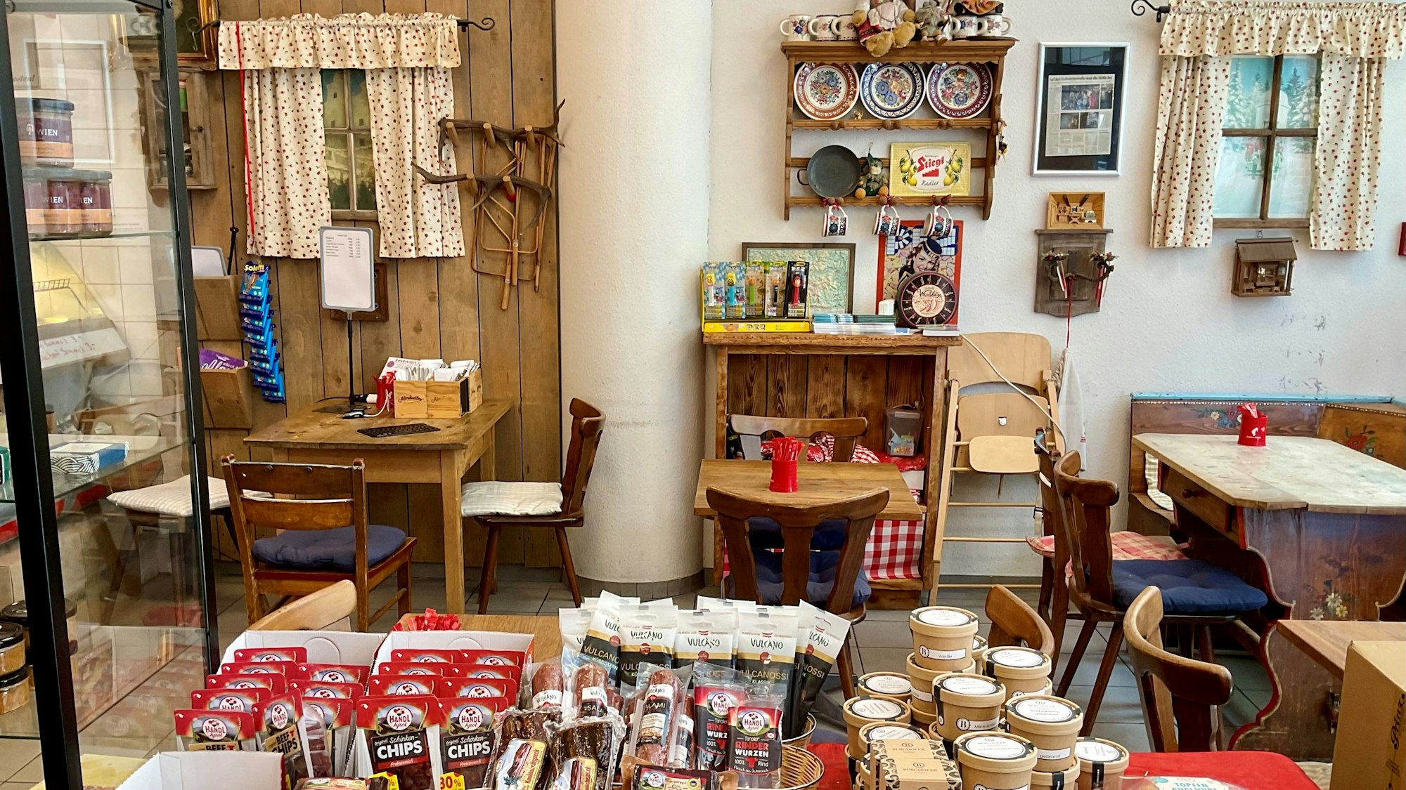 Blick in ein österreichisches Lebensmittelgeschäft