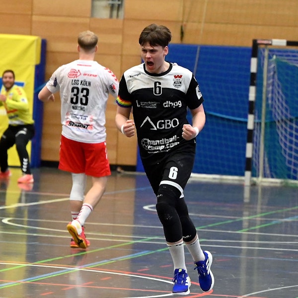 12.04.2024, Handball-Longericher SC - TuS Opladen
rechts: Maximilian Schmidt(Opladen)
Foto: Uli Herhaus