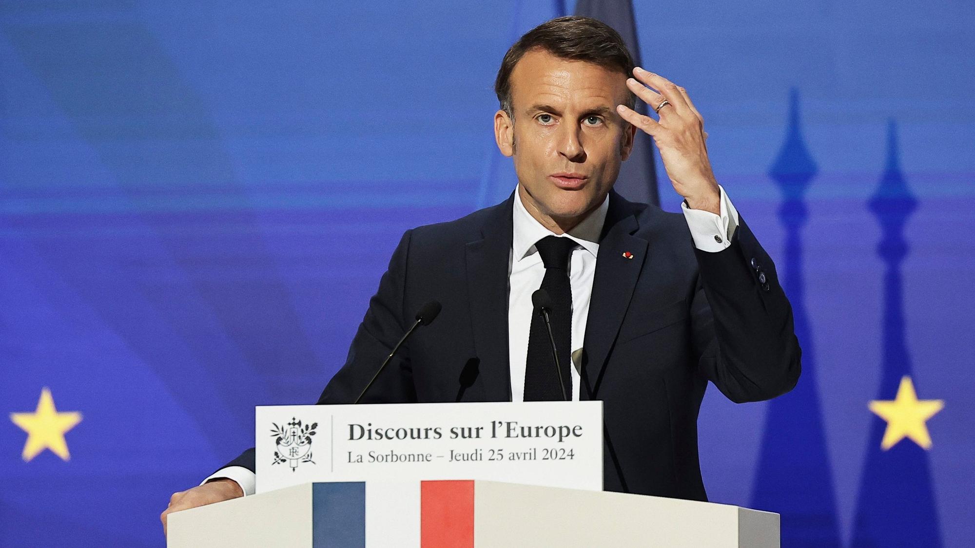 Der französische Präsident Emmanuel Macron hält eine Rede über Europa im Amphitheater der Universität Sorbonne.