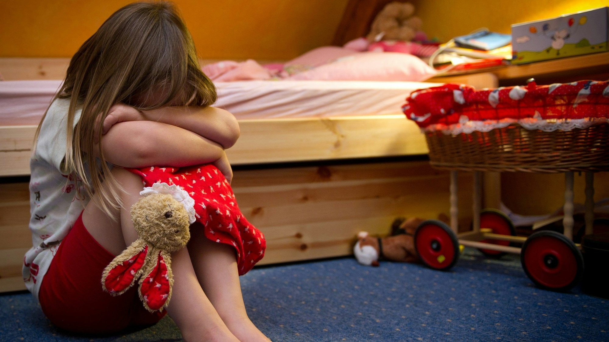 Immer mehr Kinder werden Opfer von Straftaten - auch in NRW.