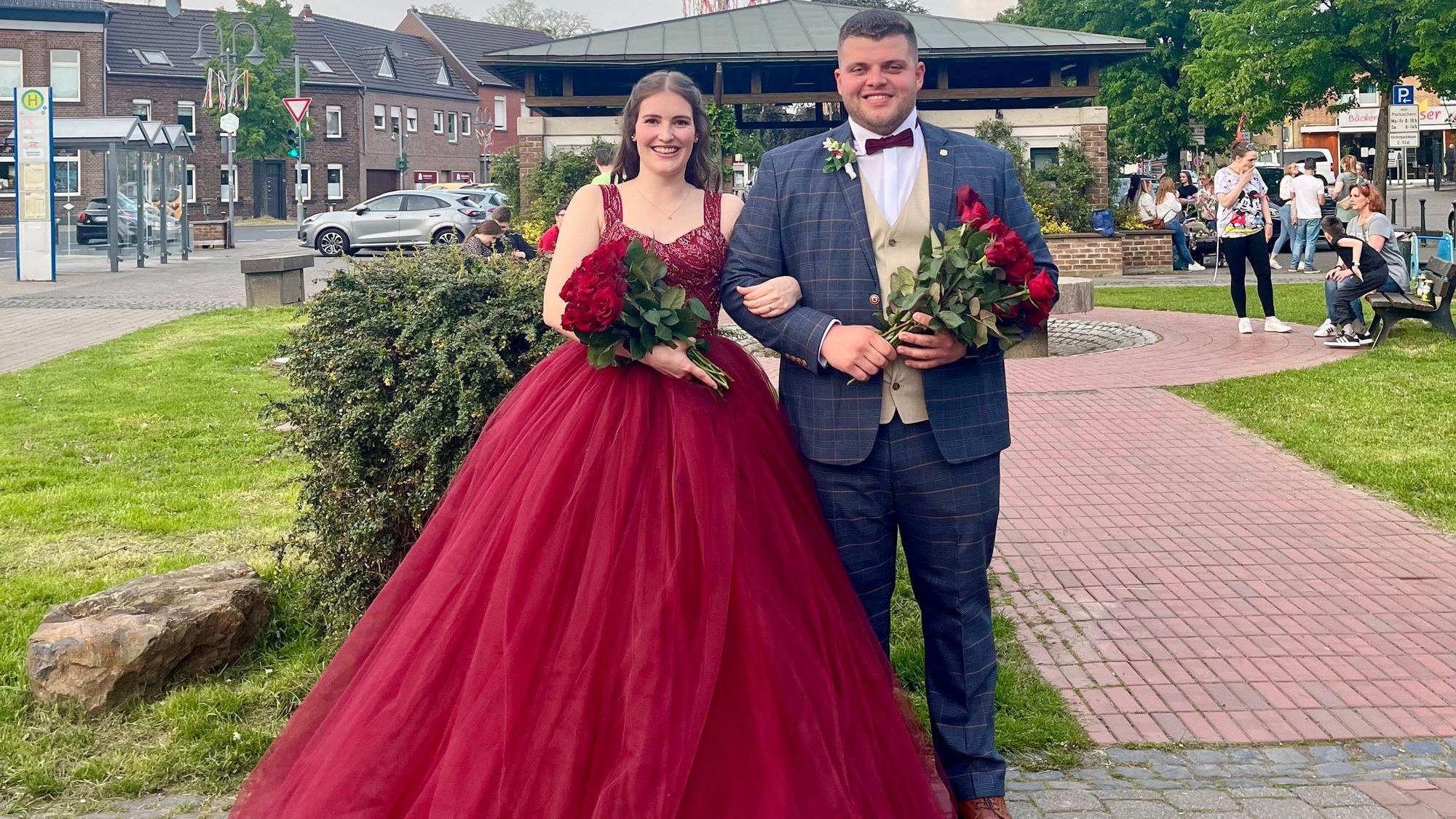 Die Maigesellschaft Birke feierte das Maikönigspaar Justin I. (Löhr) und Vivian I. (Steimels).