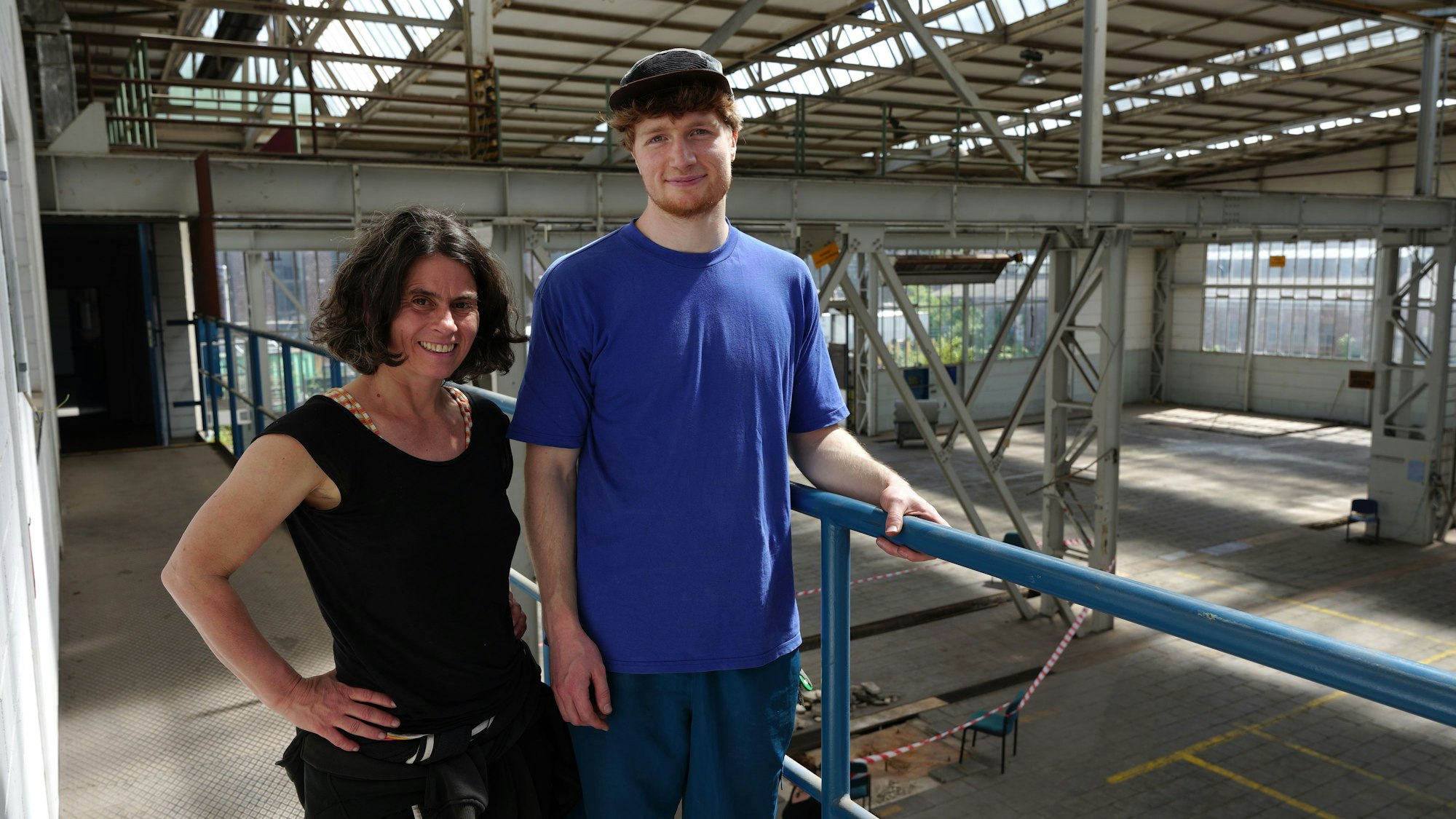 Susanne Beschorner und Dominikus Moos vom Kreationszentrum für zeitgenössischen Zirkus in der Halle 63.