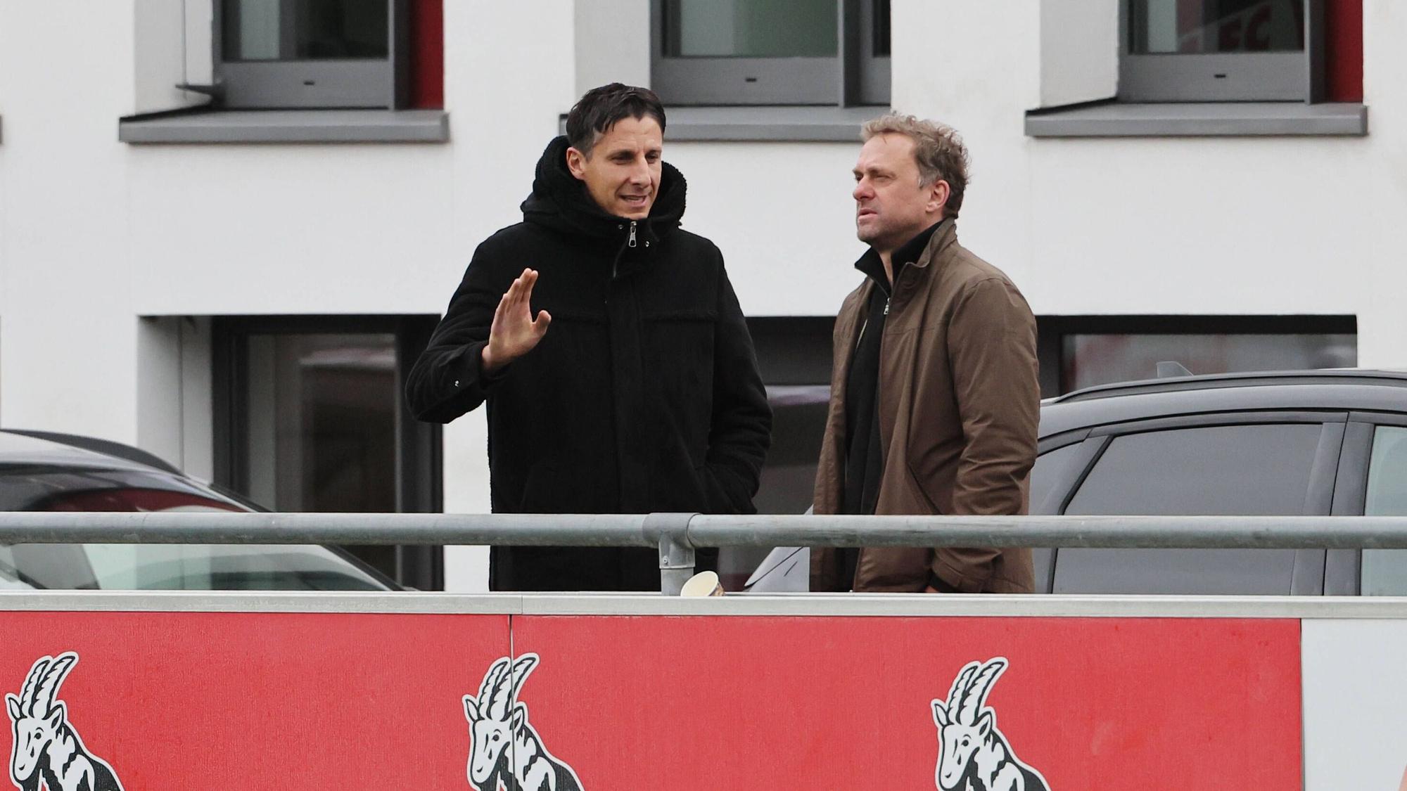 Christian Keller und sein Vorgänger Jörg Jakobs, der interimistisch als FC-Sportchef arbeitete, als Keller noch im Urlaub war.