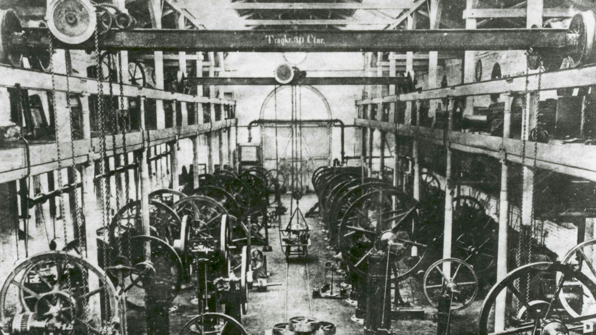 Die Montagehalle der Deutz AG im Jahre 1875