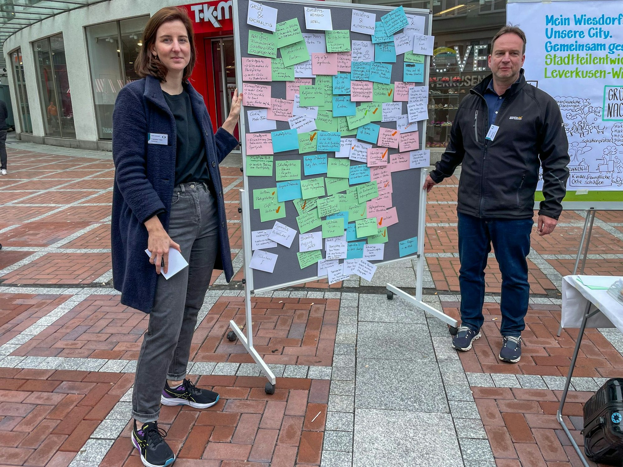 Franziska Trapp und Stefan Karl vom Stadtplanungsamt.