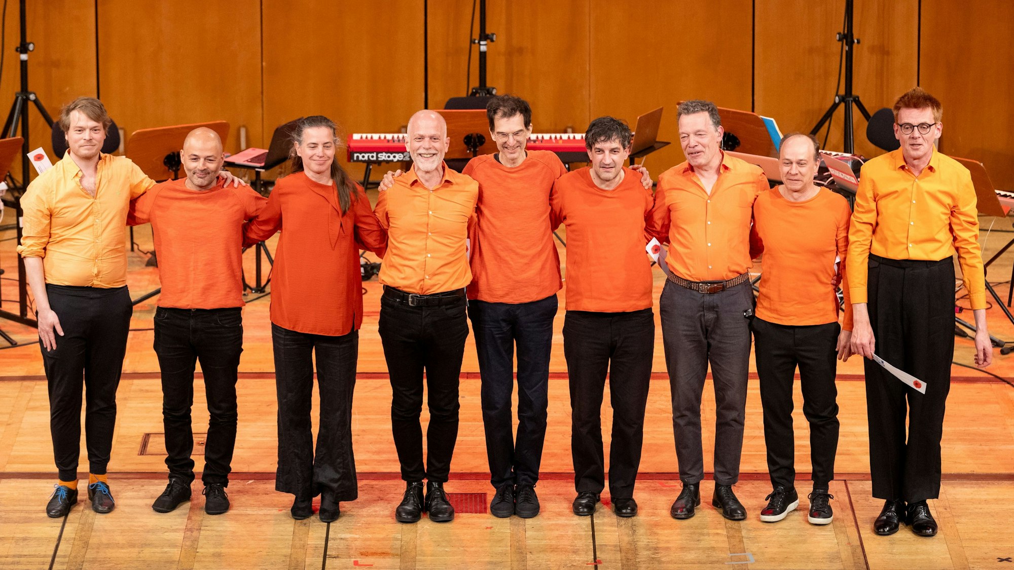 ACHT BRÜCKEN. Musik für Köln
ACHT BRÜCKEN Freihafen
Köln, 04.05.2024, 19 Uhr, WDR Funkhaus am Wallrafplatz, Klaus-von-Bismarck-Saal
Enno Poppe: Rundfunk
ensemble mosaik
Copyright: Jörn Neumann / ACHT BRÜCKEN
