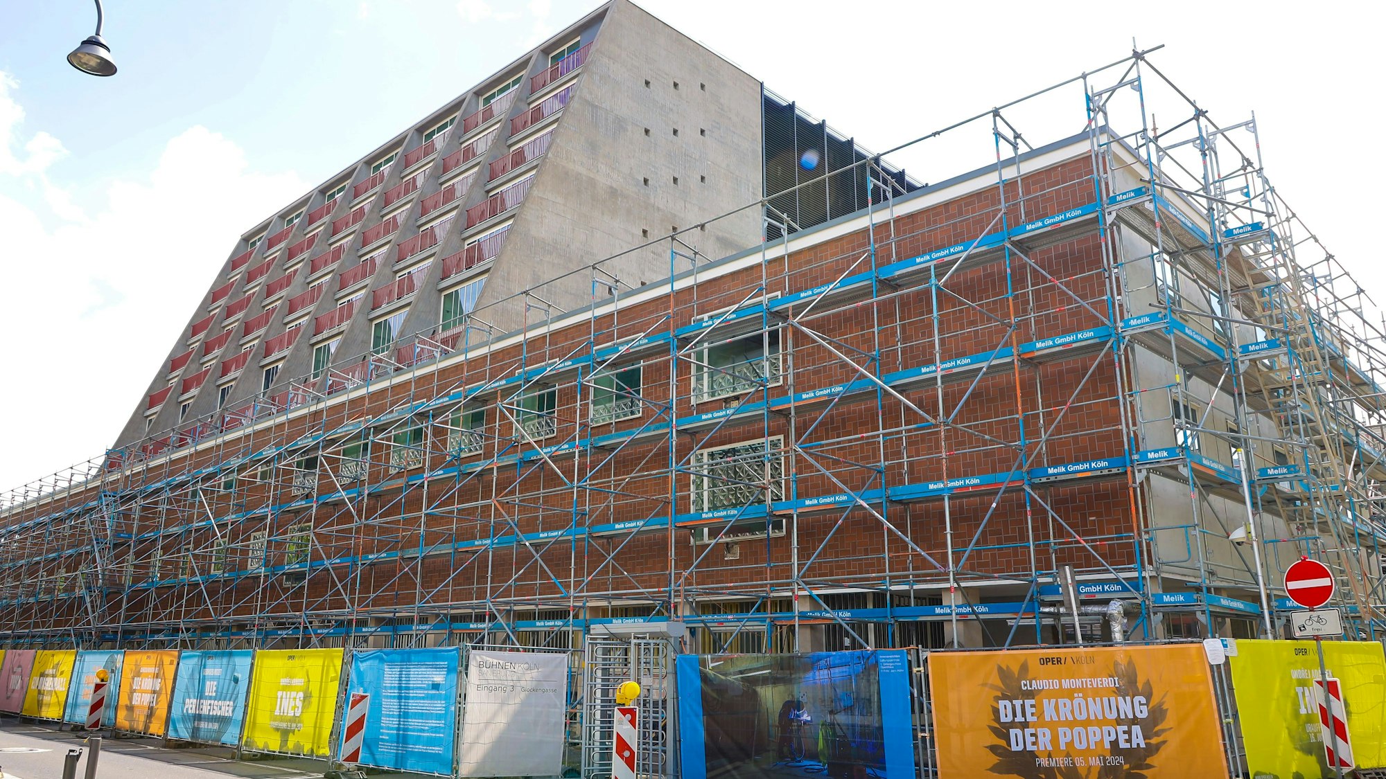 Der Blick auf Opern-Baustelle im Vorjahr.