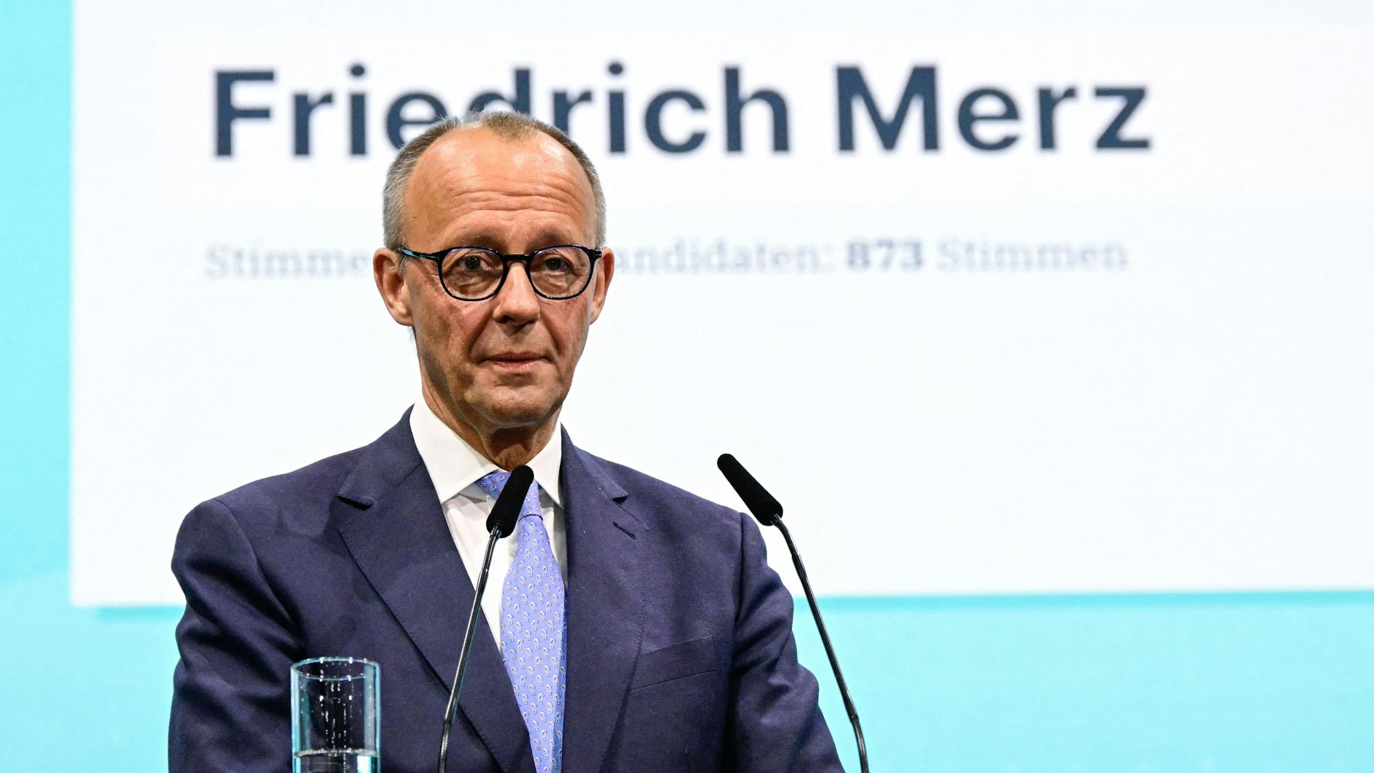 Friedrich Merz wollte auf dem Parteitag „Zuversicht und Mut“ aussenden, die Rede war allerdings länglich und teilweise farblos.