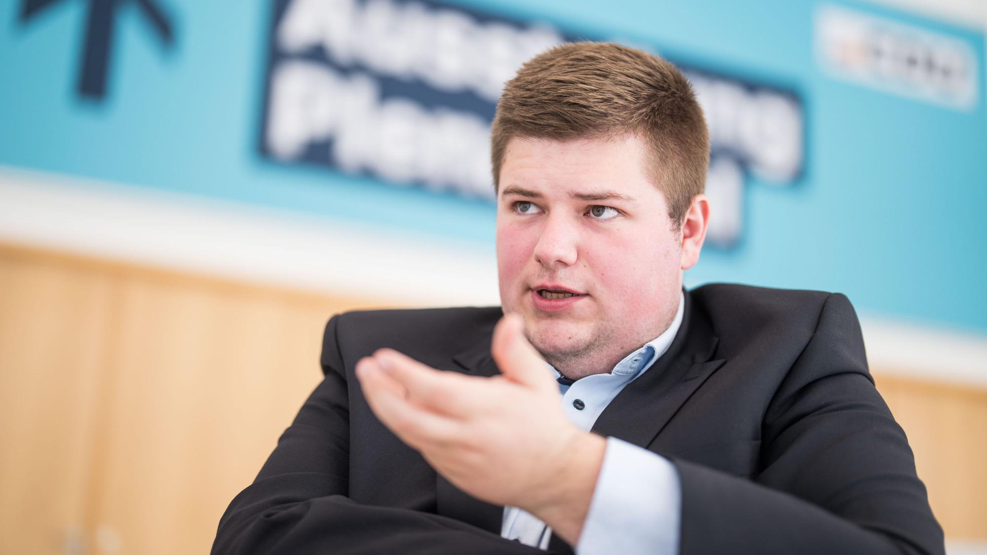 Johannes Volkmann, Enkel von Helmut Kohl, aufgenommen vor Beginn des CDU-Parteitag in Berlin.
