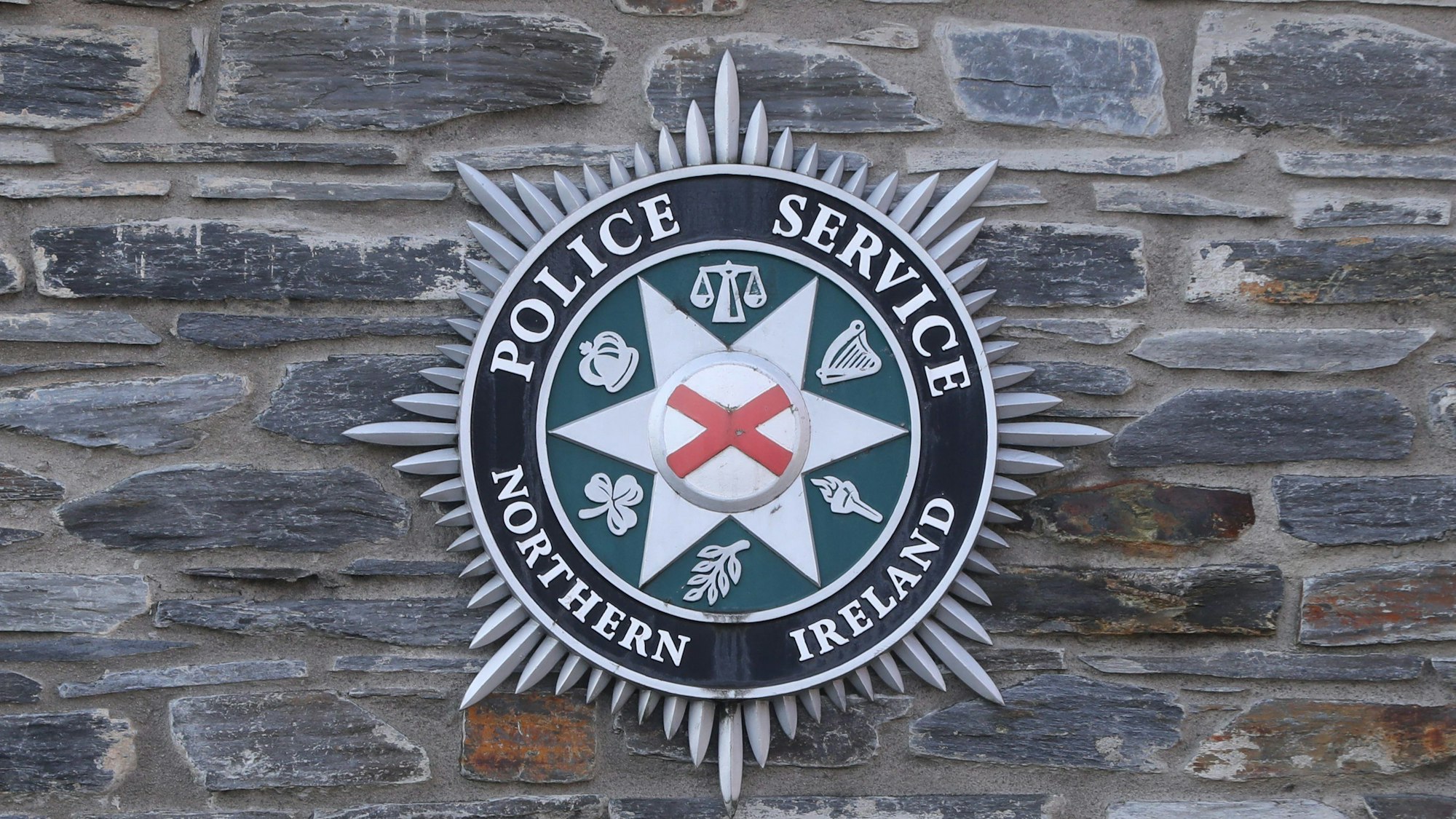 Das Logo des Police Service of Northern Ireland (PSNI).