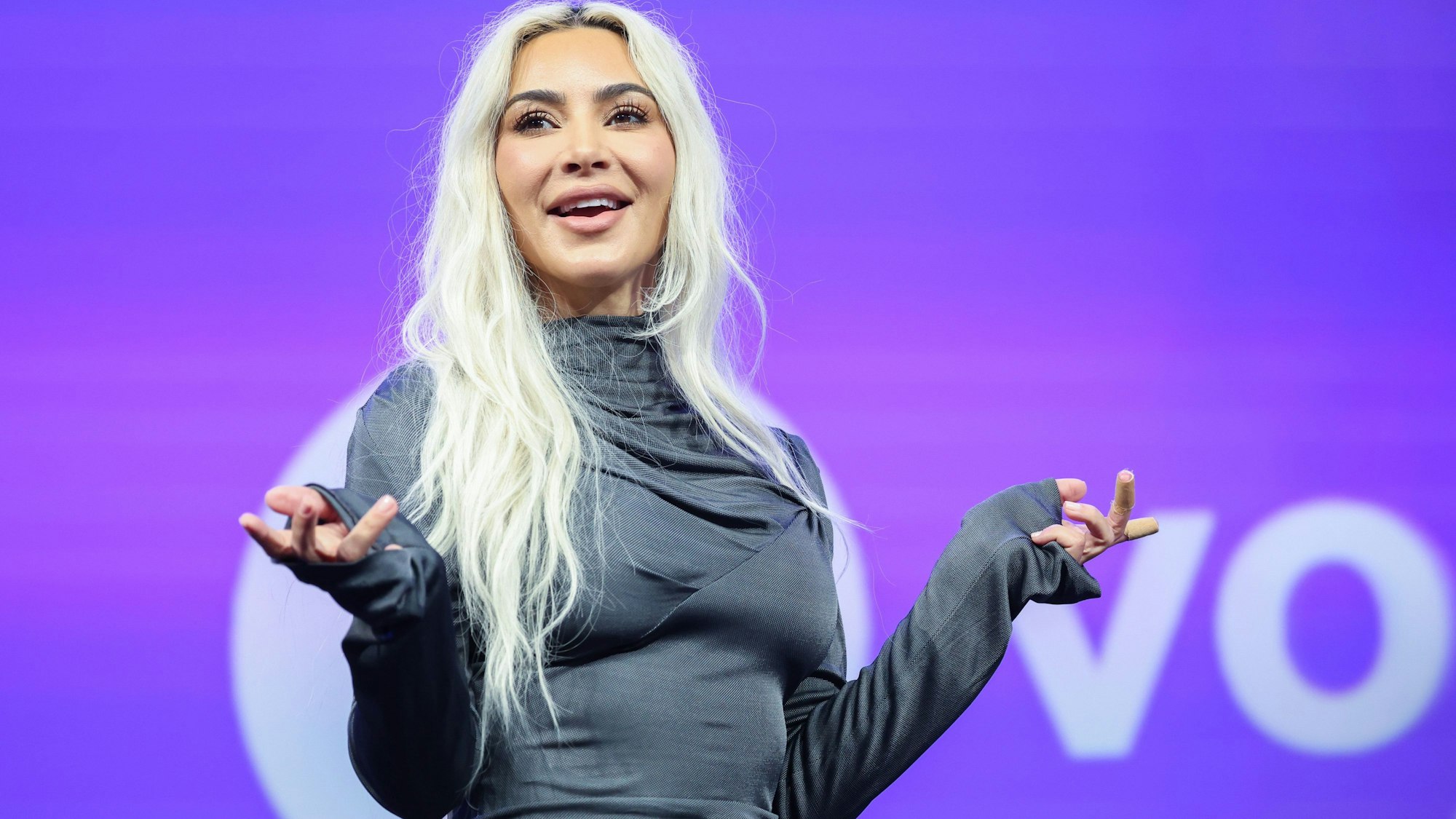 Hamburg: US-Superstar Kim Kardashian spricht auf der Digital- und Marketingmesse OMR.