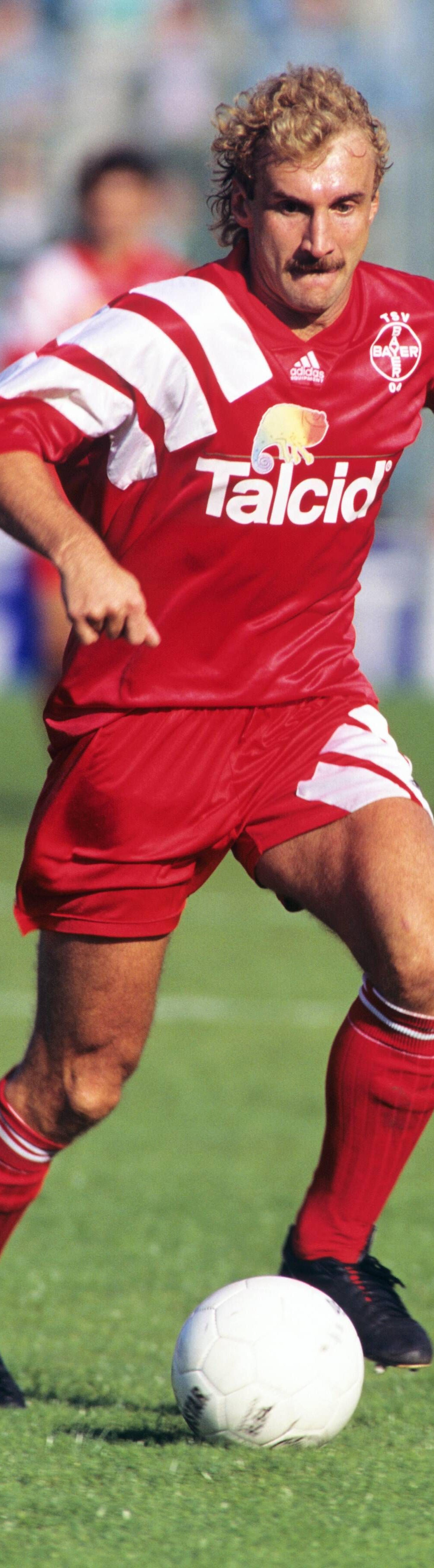 Ru Di Bayer 04 Leverkusen und die Meisterschaft: Rudi Völler im Interview ...
