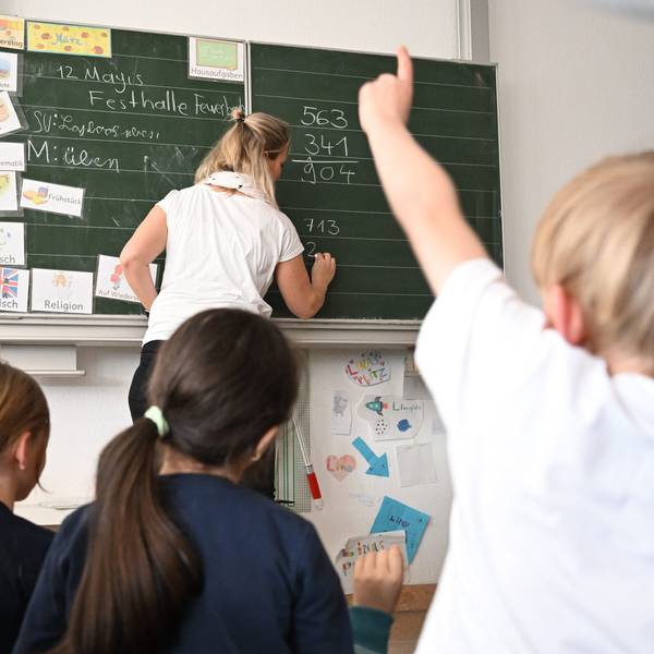 Grundschüler in einer Klasse