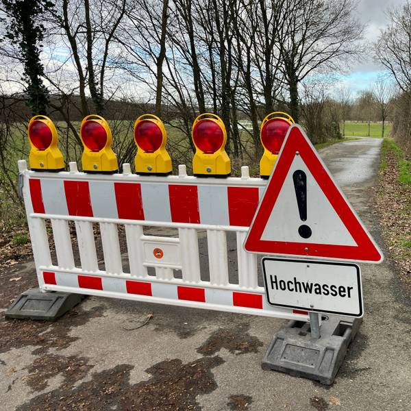 Die Pegel der Flüsse steigen wieder kräftig an, auch an der Sieg.
