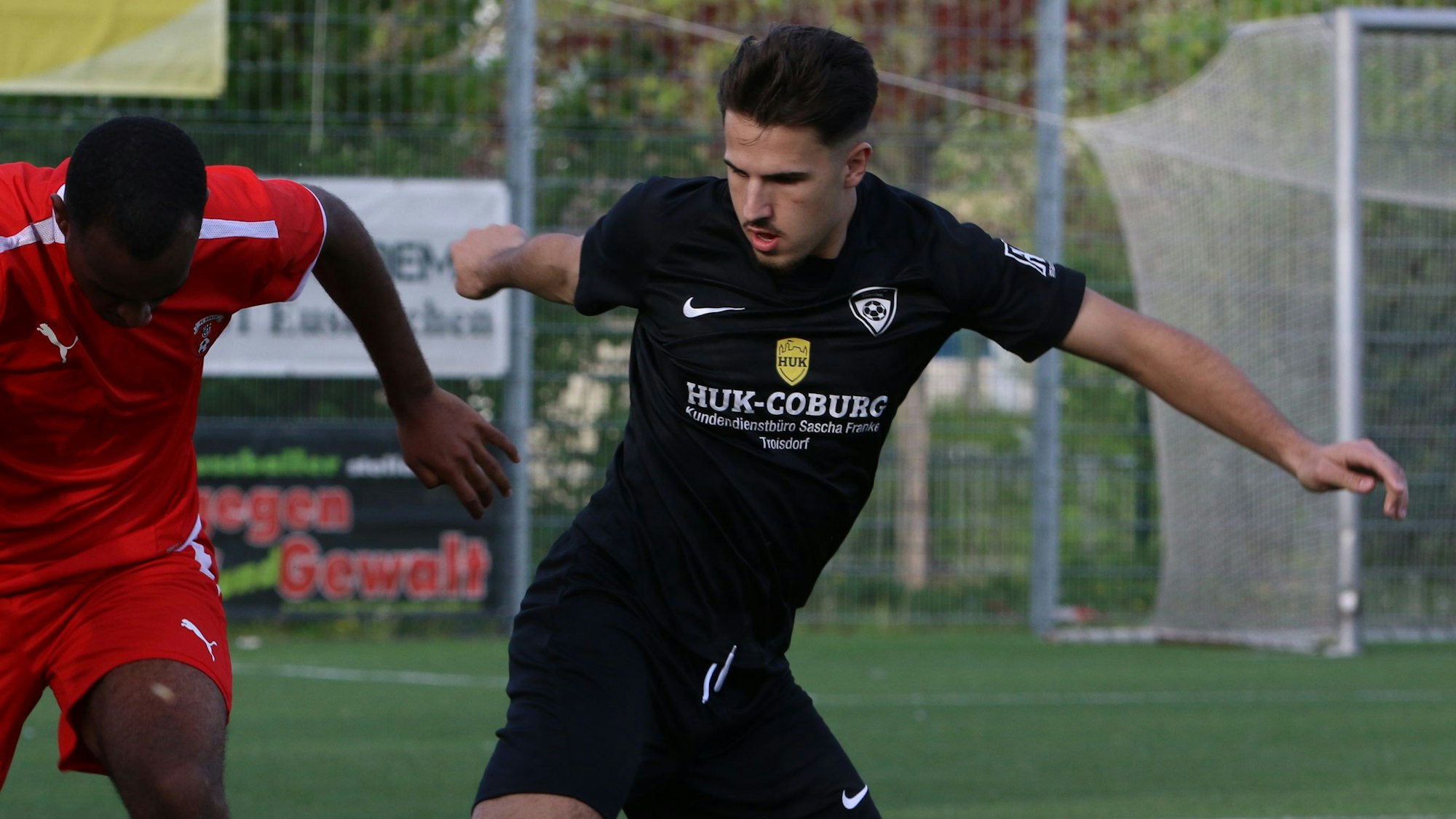 Das Bild zeigt JSG-Erft-Spieler Arber Jashanica.