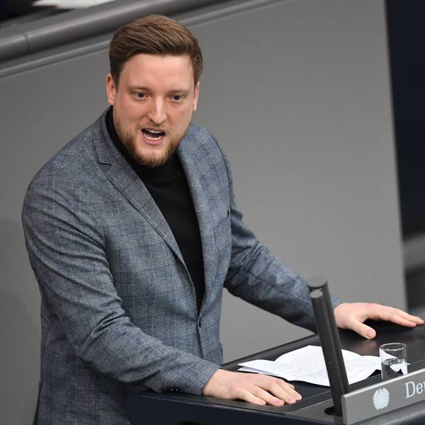 Berlin: Jens Teutrine (FDP), spricht in der Debatte des Bundestags zu der Einführung einer Bezahlkarte für Asylsuchende. (Archivbild)