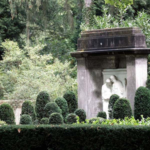 Der Kölner Westfriedhof wird um eine Fläche von 1.500 Quadtratetern für muslimische Bestattungen erweitert. (Symbolbild)