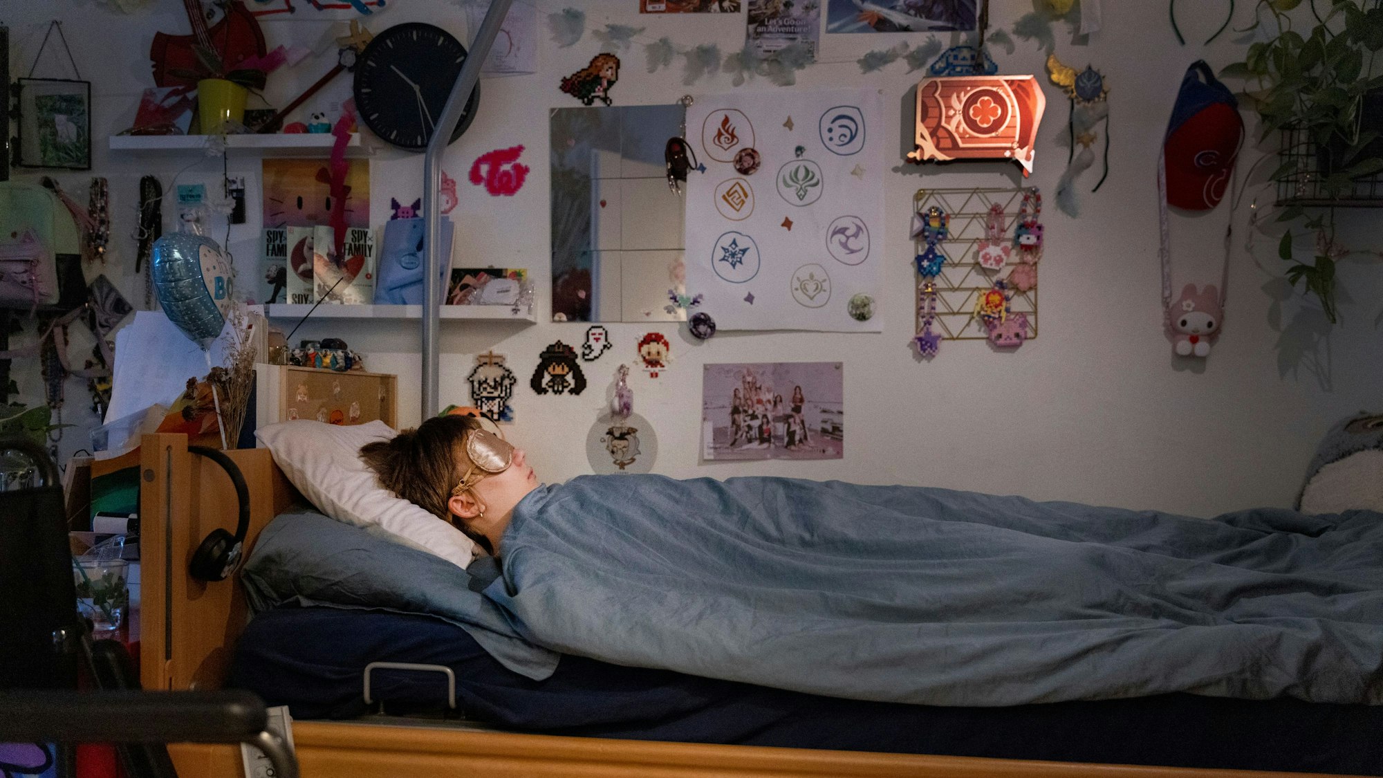 24.01.2023, Köln: Der 16-jährige Ed leidet seit seiner Corona-Erkrankung an Long Covid. Foto: Michael Bause