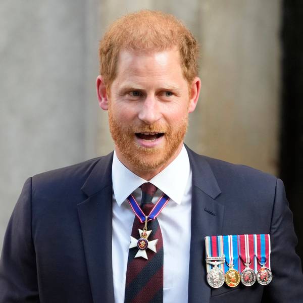 Prinz Harry verlässt die Kathedrale St. Paul's in London, nachdem er an einem Dankgottesdienst zum 10-jährigen Bestehen der Invictus Games Foundation teilgenommen hat.