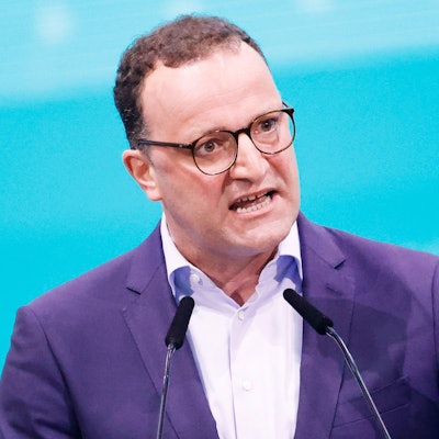 Eine Aufarbeitung der Corona-Politik täte auch der Gesellschaft gut, findet Jens Spahn.
