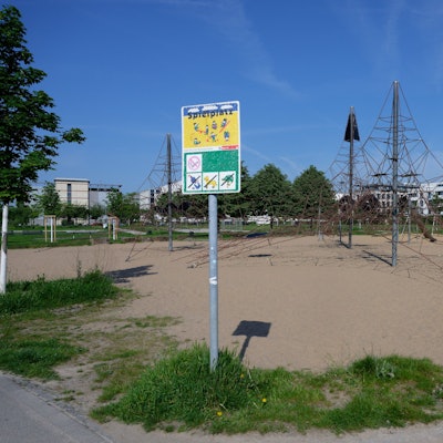 Der Spielplatz auf dem Gelände des Bürgerparks in Köln-Kalk