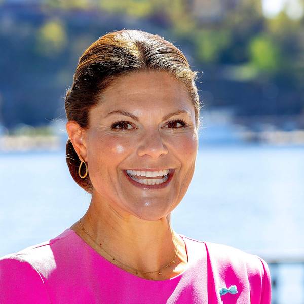 Kronprinzessin Victoria von Schweden lächelt.