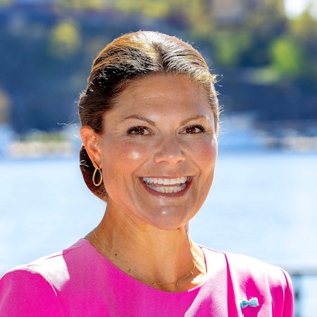 Kronprinzessin Victoria von Schweden lächelt.