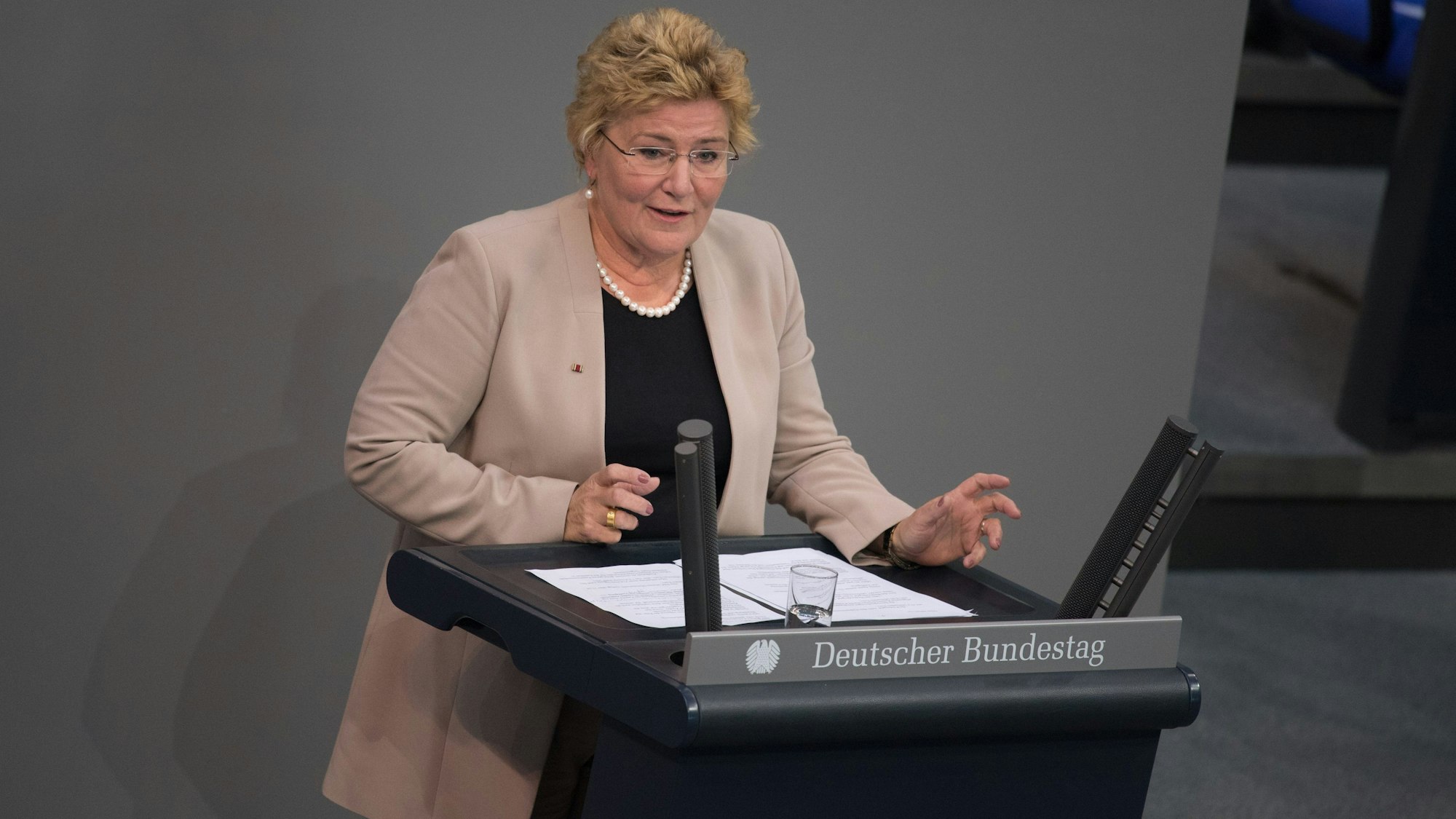 ARCHIV - 01.10.2020, Berlin: Sylvia Pantel spricht noch als Abgeordnete der CDU/CSU-Fraktion im Deutschen Bundestag.