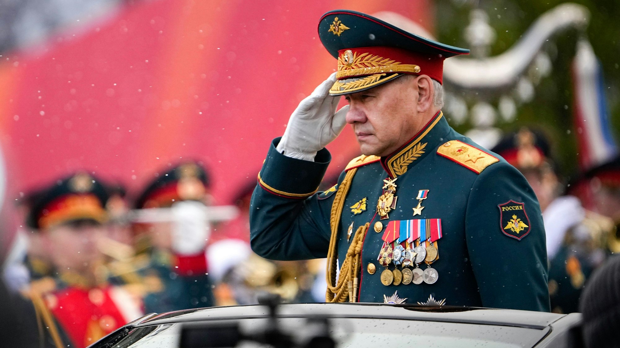 Der ehemalige russische Verteidigungsminister Sergei Schoigu bei der Militärparade zum „Tag des Sieges“ in Moskau.