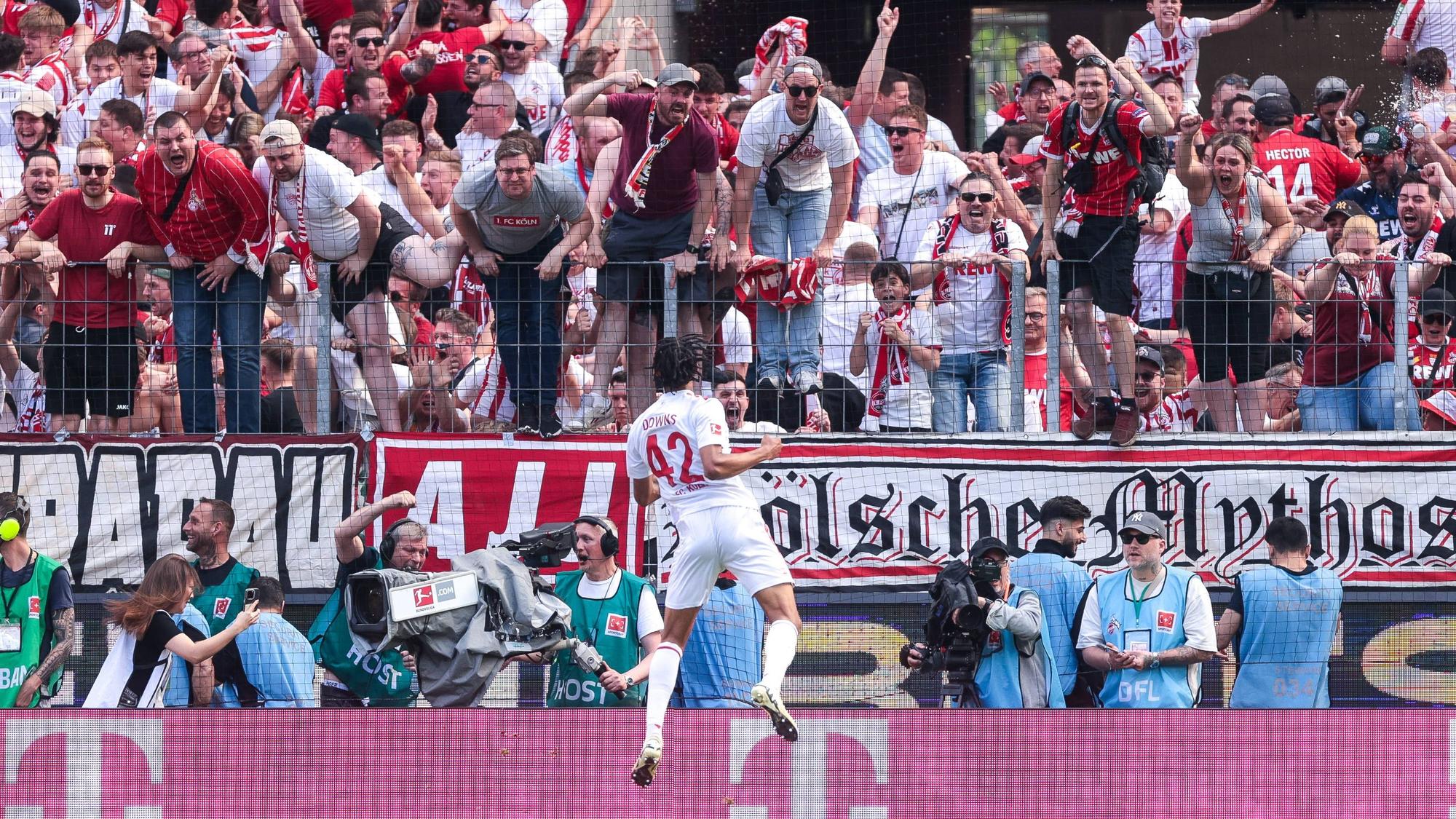 Damion Downs bejubelt im Rhein-Energie-Stadion den 3:2-Siegtreffer für den 1. FC Köln gegen Union Berlin.