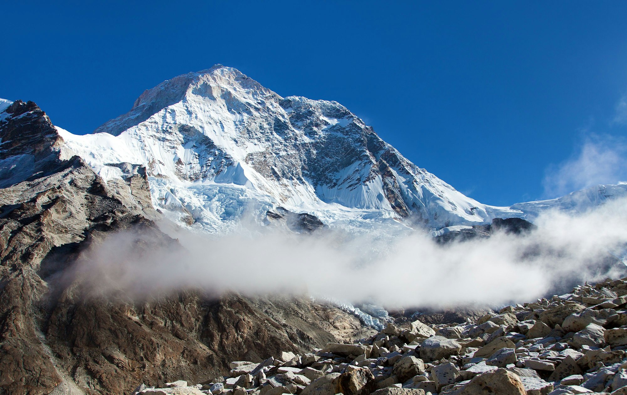 Zwei Tote hat es in dieser Saison bereits am fünfthöchsten Berg der Welt, dem Mount Makalu, gegeben. (Archivbild)
