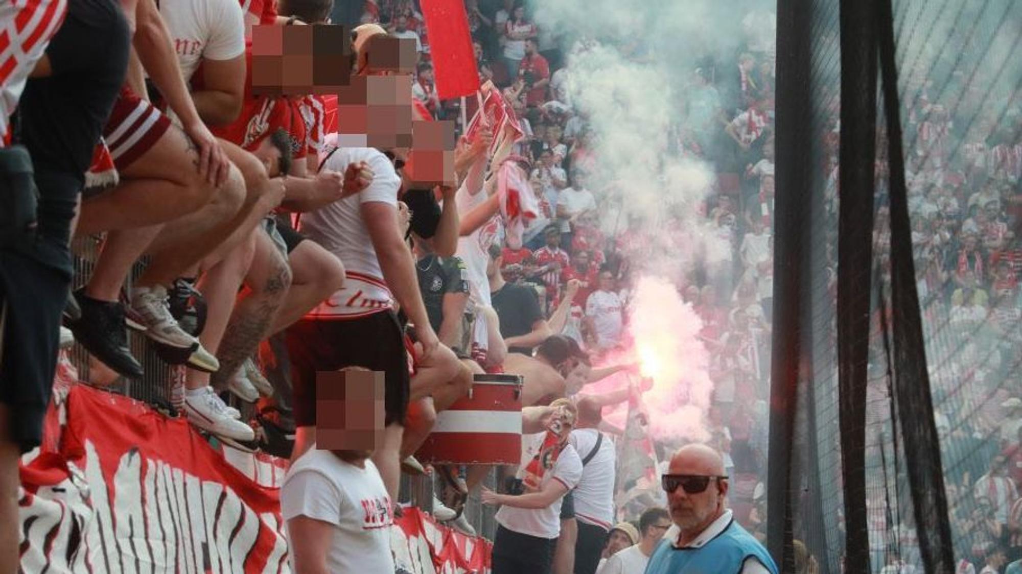 Blick auf die Südkurve beim Heimspiel des 1. FC Köln gegen Union Berlin am 11. Mai 2024.