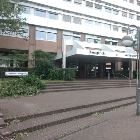 Der Eingang zum Amts- und Landgericht Köln