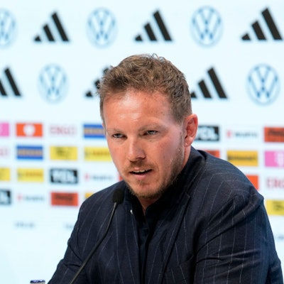 Julian Nagelsmann bei einer Pressekonferenz