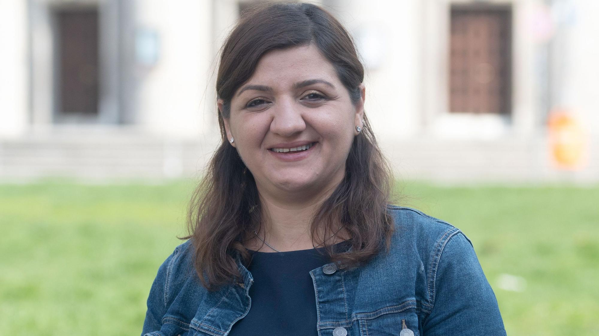 Özlem Alev Demirel.