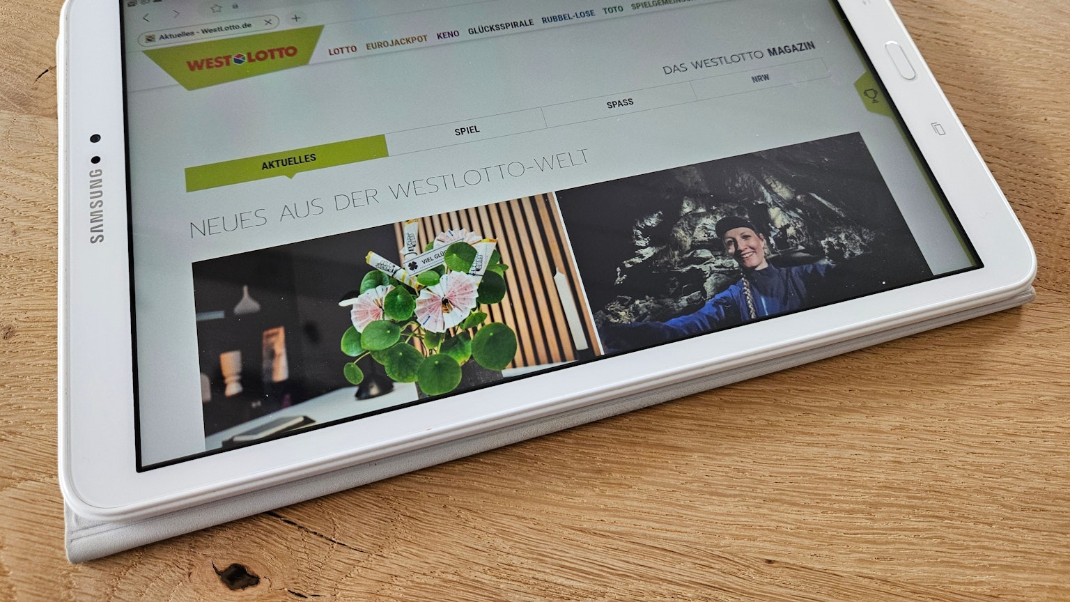 Tablet mit Webseite von Westlotto