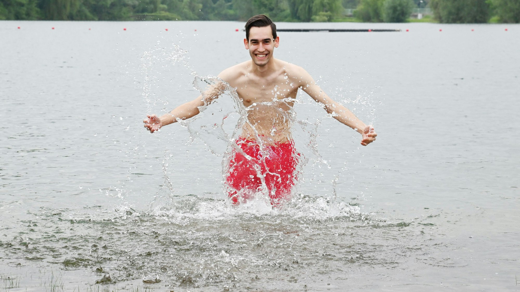 SPD-Vorsitzender im Wasser