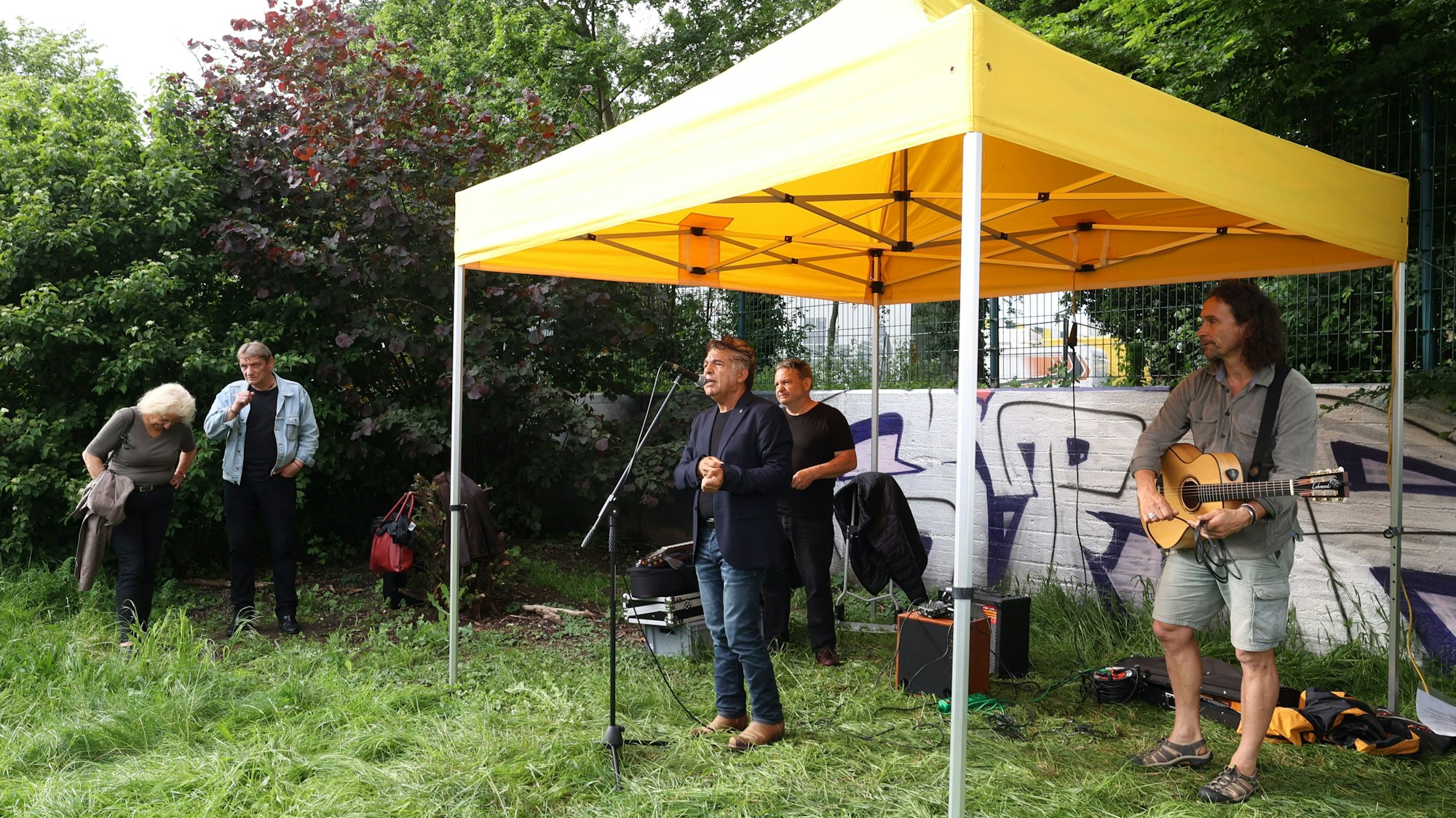 Das Markus-Reinhardt-Ensemble begleitete die Gedenkveranstaltung mit passender Musik.