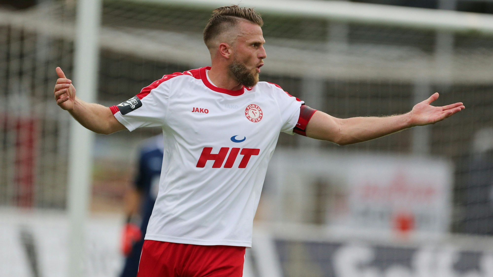 Fortuna Köln vs. Werder Bremen II
Südstadion
Daniel Flottmann (Fortuna)
05.08.2016
Bild: Herbert Bucco