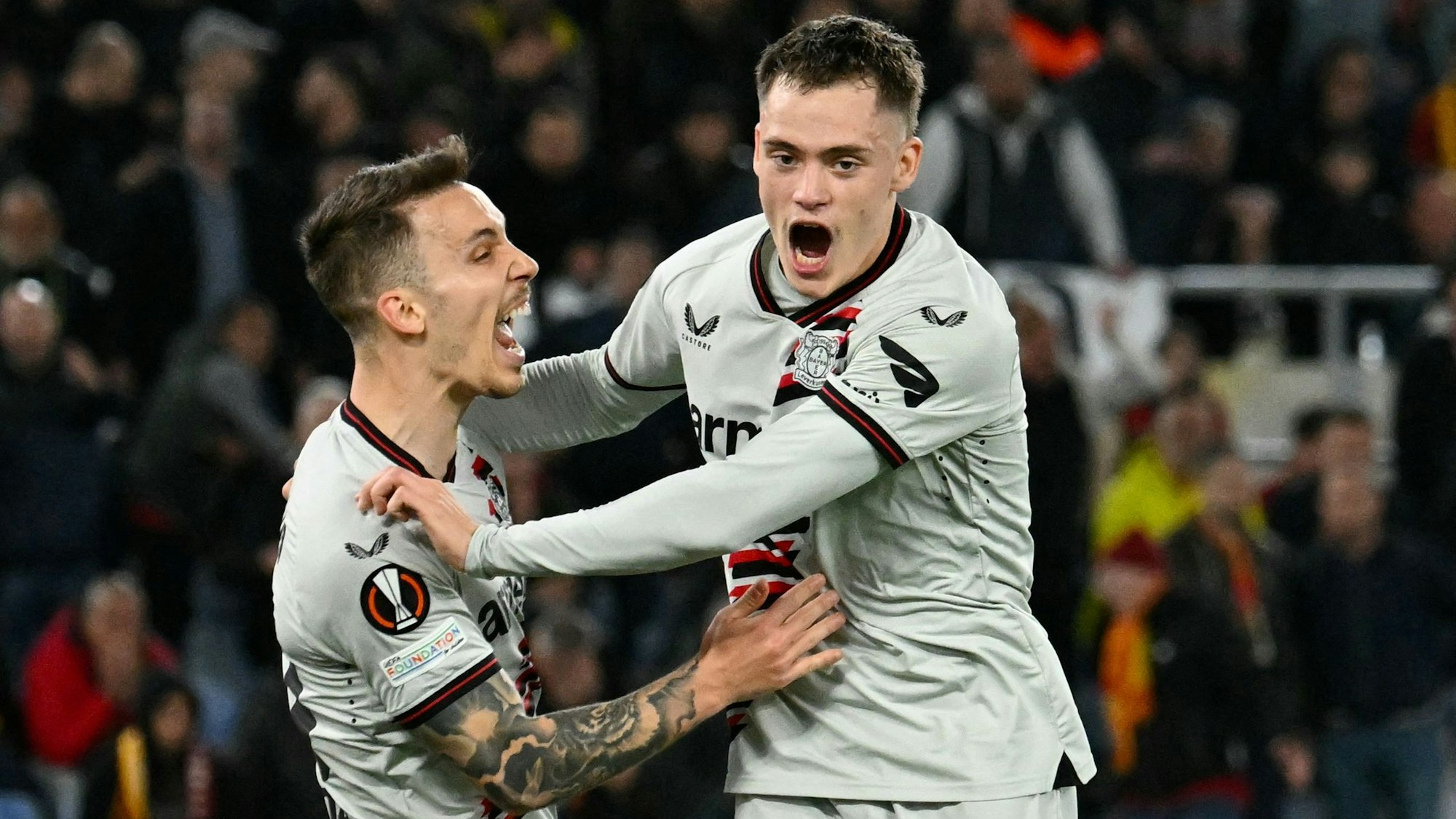 Jubel in Rom: die Leverkusener Florian Wirtz und Alejandro Grimaldo.