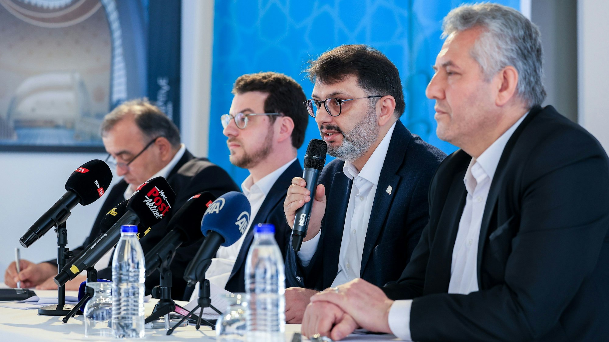 Der Ditib-Bundesverband äußert sich zum neuen Imam-Ausbildungsprogramm.