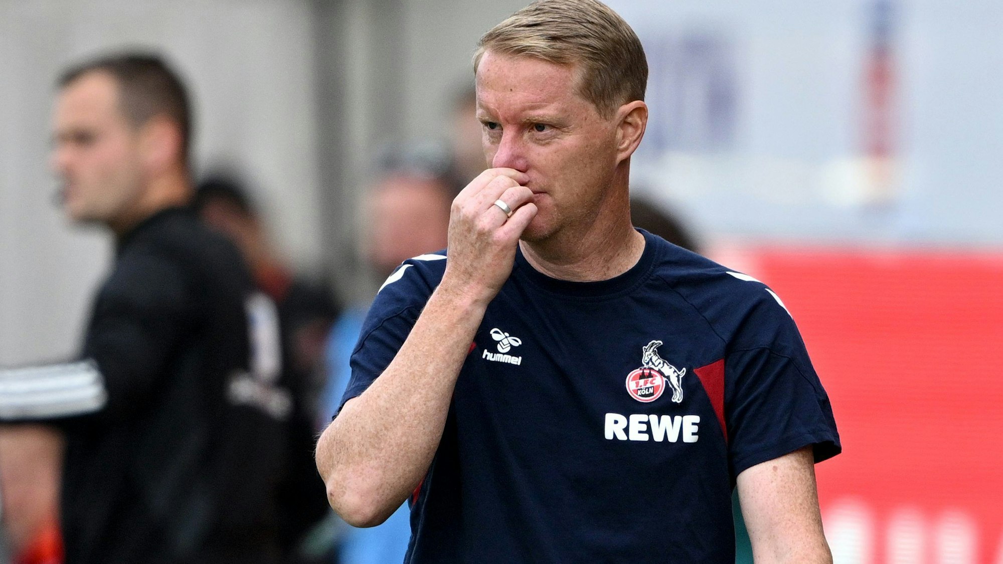 Konnte den Abstieg in die 2. Bundesliga nicht verhindern: Kölns Trainer Timo Schultz.